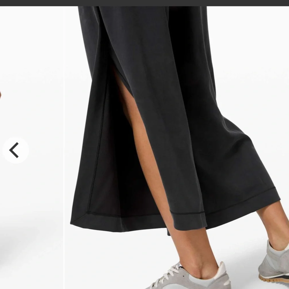 Lululemon Seek Softness Mid Rise Crop Black